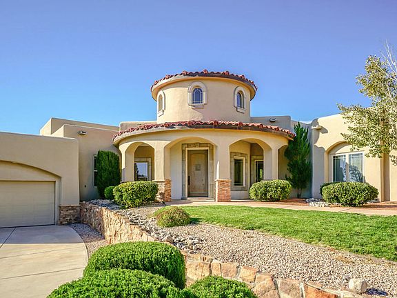 4th image of 8309 Mendocino Dr NE