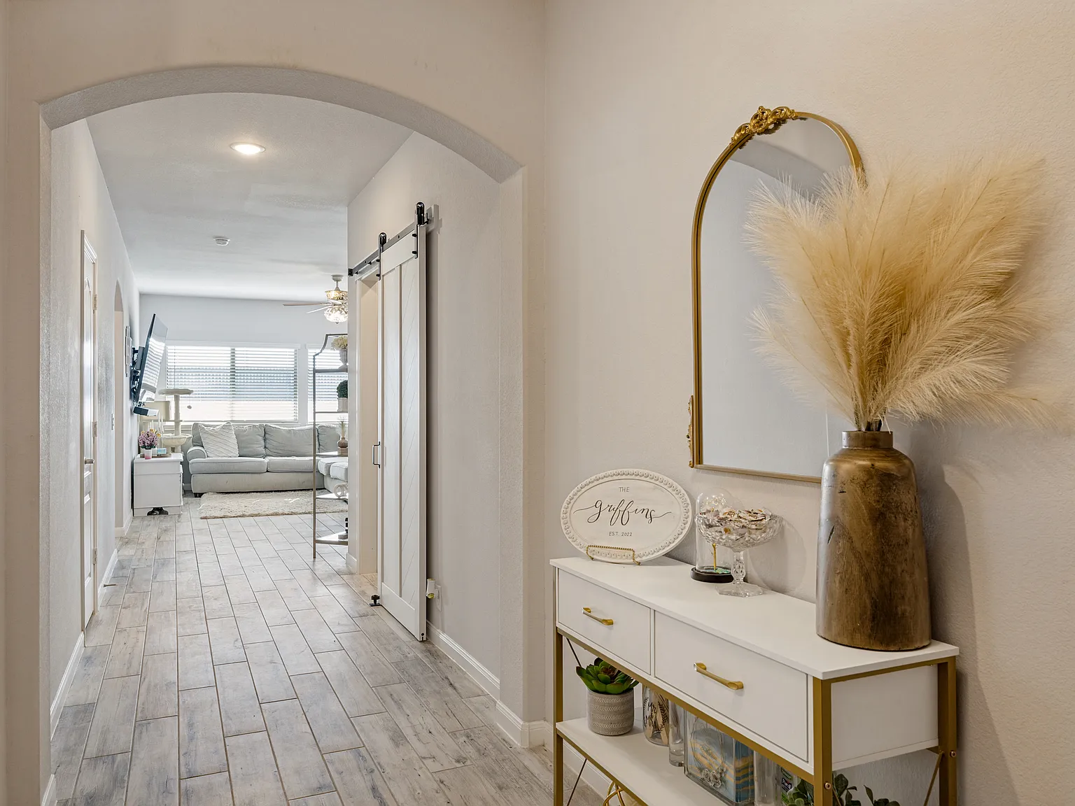 3 bed, 1675 sqft, $2,400 — Photo 3