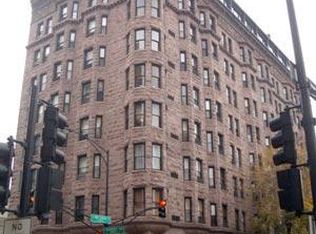 2800 N Pine Grove Ave #G, Chicago, IL 60657