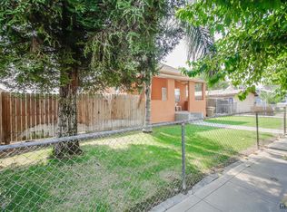 1020 L St, Bakersfield, CA 93304