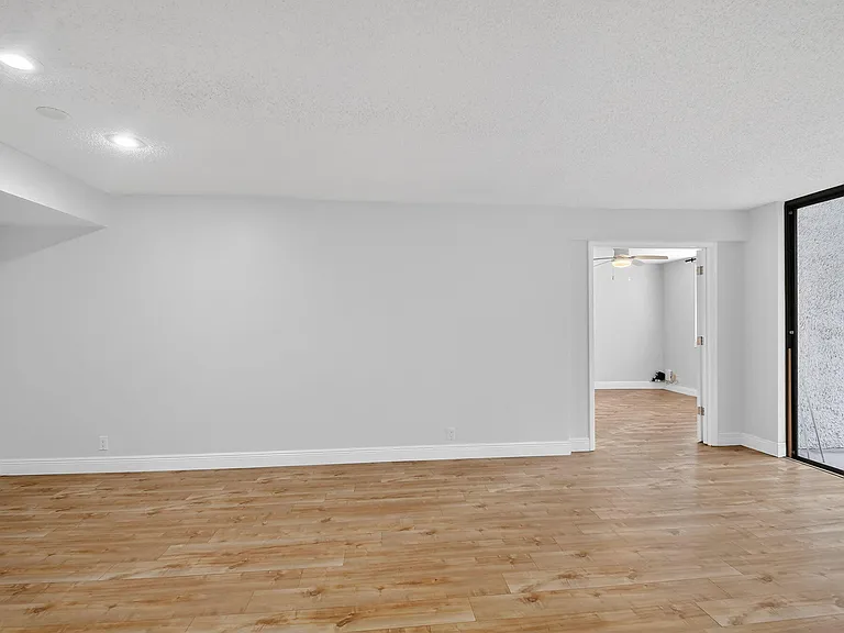 4080 Tivoli Ct #206 — Photo 11