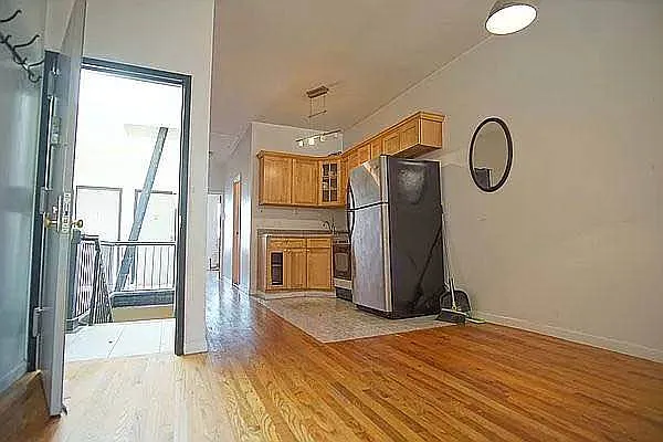 Rented by Doorway NYC, LLC | media 6