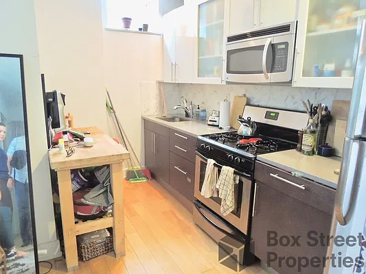 Rented by Box Street Properties LLC | media 7