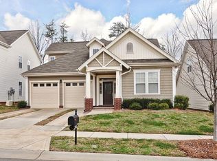 9645 Long Hill Dr, Charlotte, NC 28214