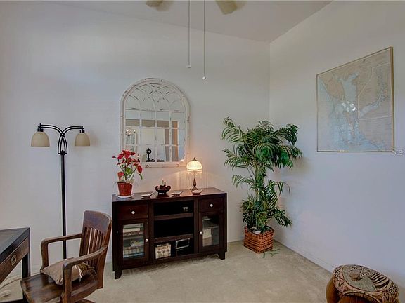 4th image of 2350 De Garmo St