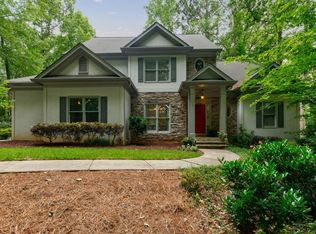 701 Lakeglen Dr, Suwanee, GA 30024