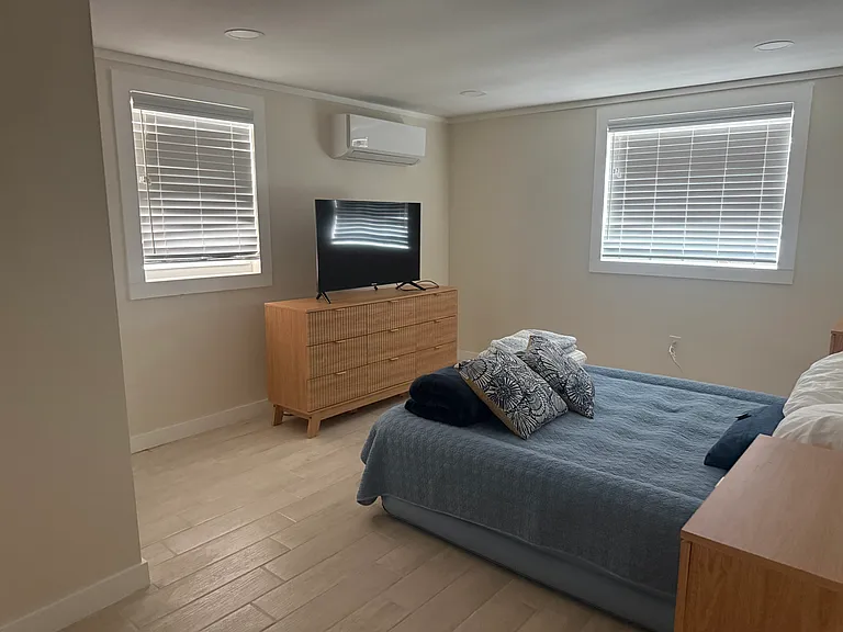 3860 Phoenix Dr — Photo 10