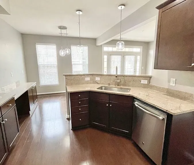 25214 Briargate Ter — Photo 4