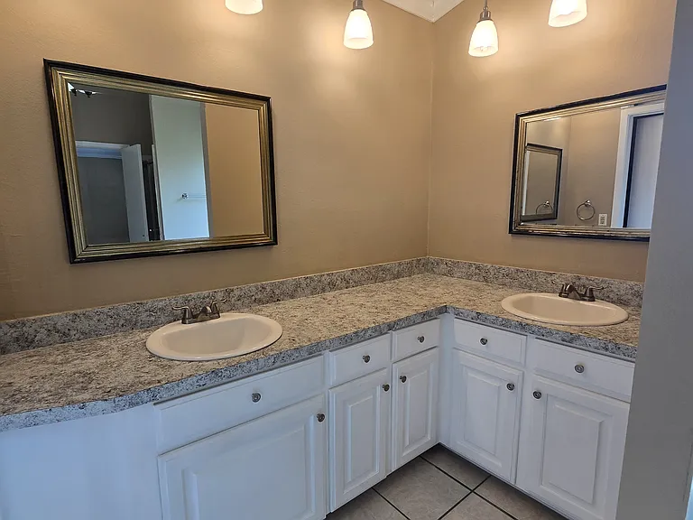 1822 Northwood Ct — Photo 35