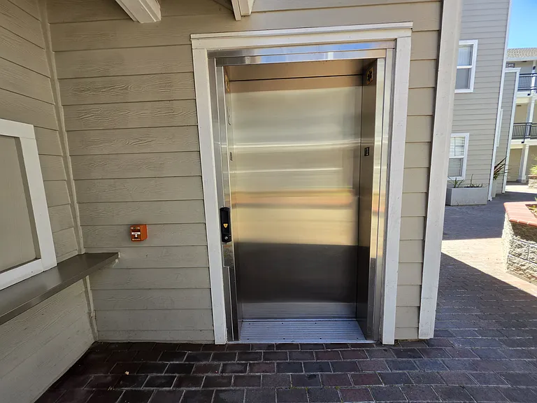 elevator from garage to entry level