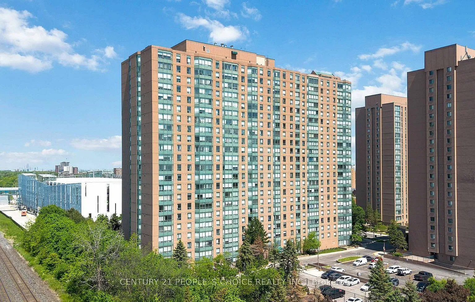3 bed, $2,650 — Photo 1