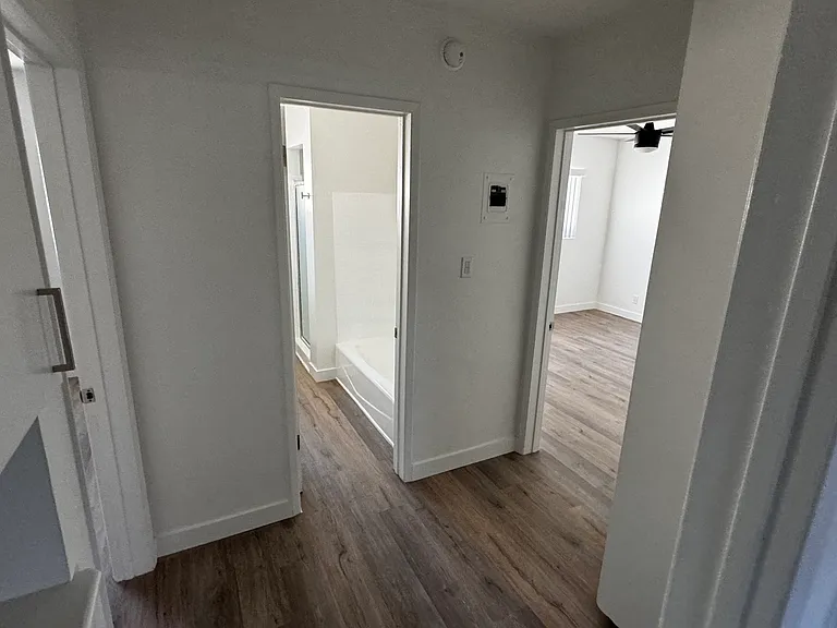 11611 Darlington Ave #13 — Photo 8