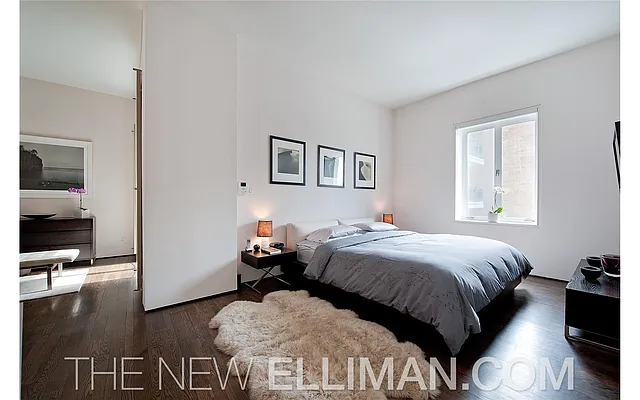 Sold by Douglas Elliman | media 14