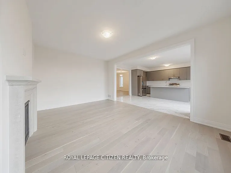 26 Wesley Brooks St — Photo 16