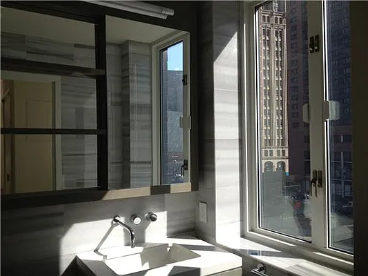 Rented by R New York | media 25