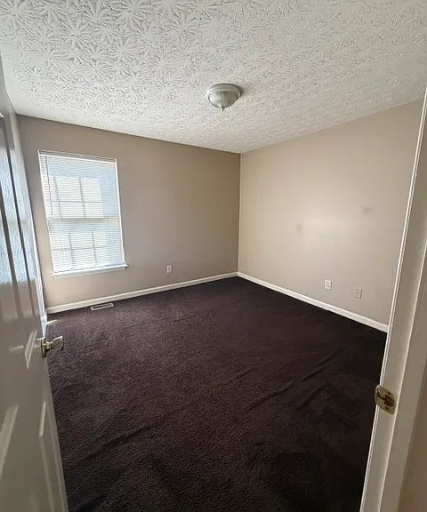 204 Christa Ln — Photo 6