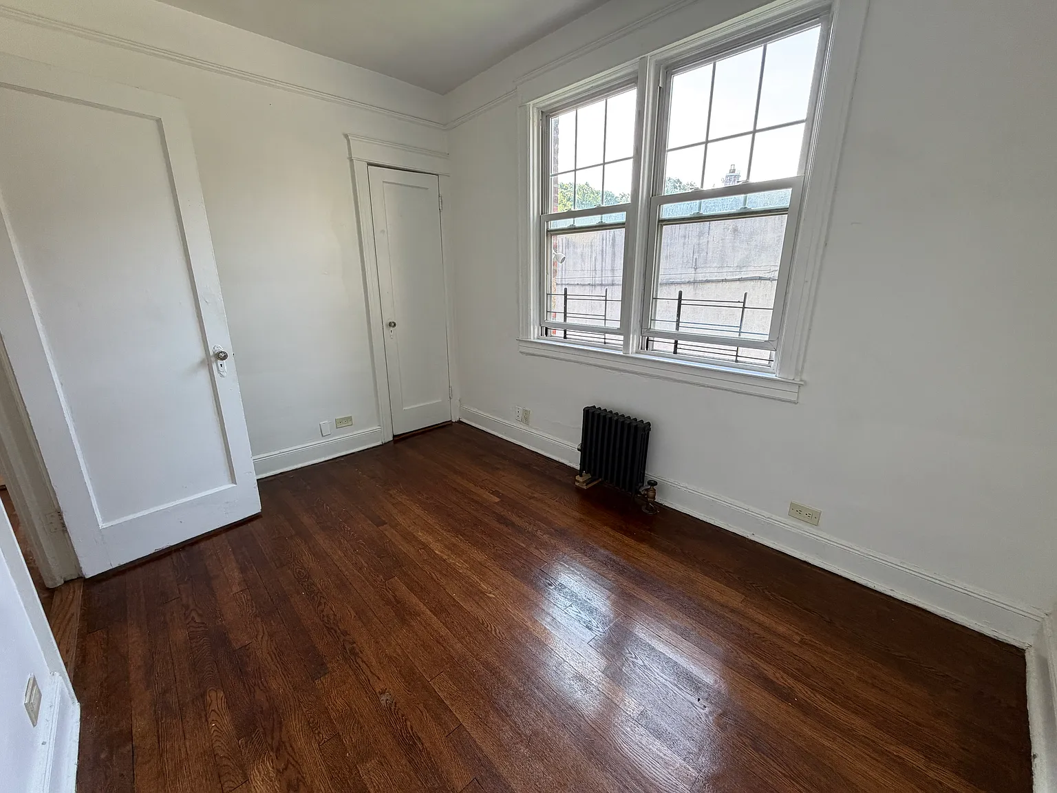 2314 Barnes Ave — Photo 4