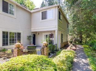 10909 Avondale Rd NE APT M152, Redmond, WA 98052