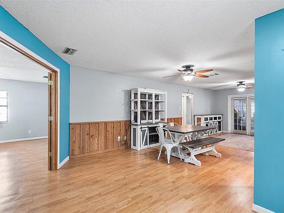 5th image of 905 VAN DRIVE