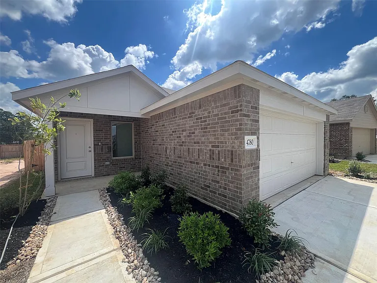 14780 S Ascot Bend Cir — Photo 1