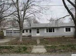 500 W Jackson St, La Grange, MO 63448