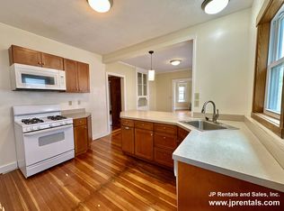 21 Child St APT 2, Jamaica Plain, MA 02130