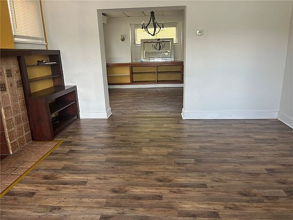 4th image of 729 Ohio Ave