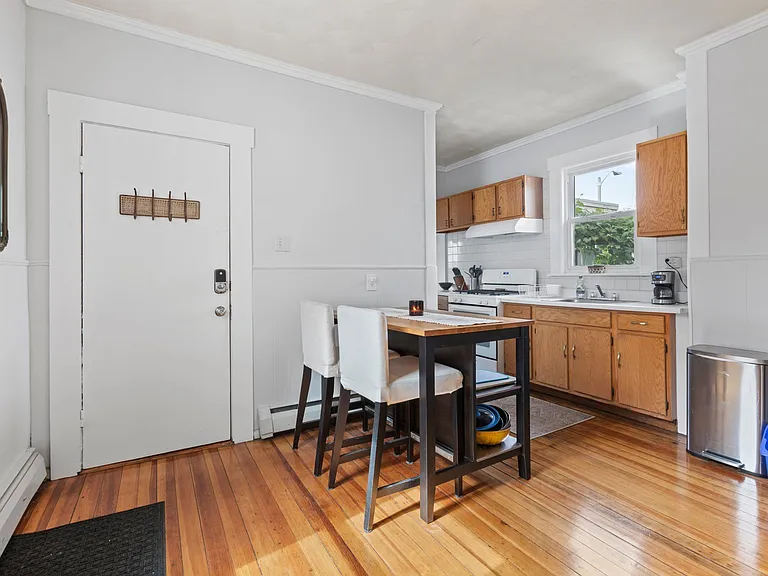 40 Otis St #1 — Photo 11
