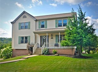 12 Autumnwood Ct, Pittsburgh, PA 15239