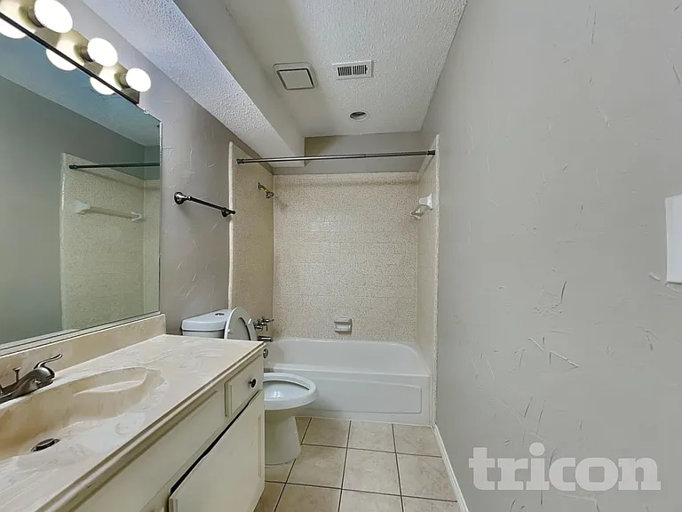 2115 Fawn Ridge Trl — Photo 20