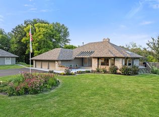 21350 Oakdale Dr, Rogers, MN 55374