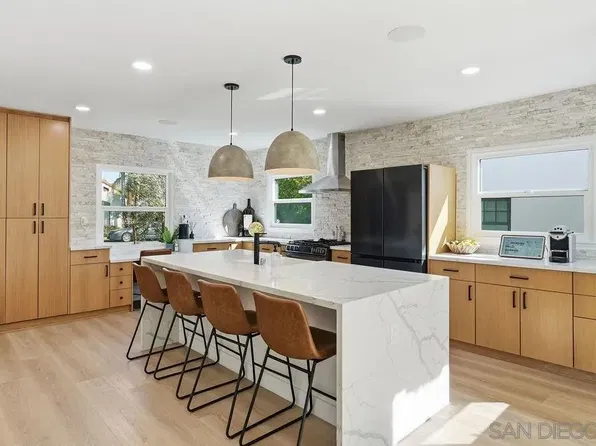 4664 Biona Dr, San Diego, CA 92116