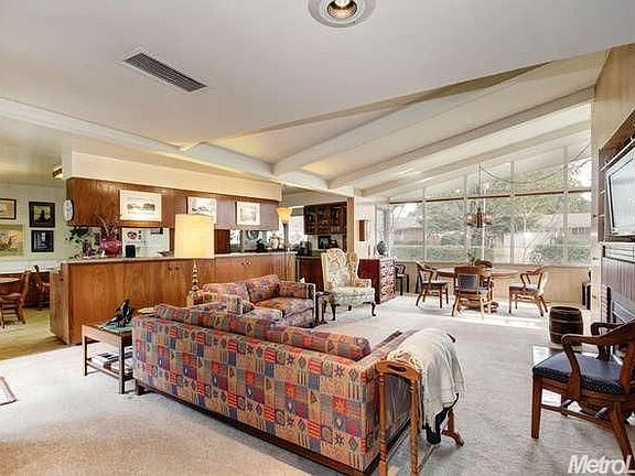 5th image of 4213 Los Coches Way