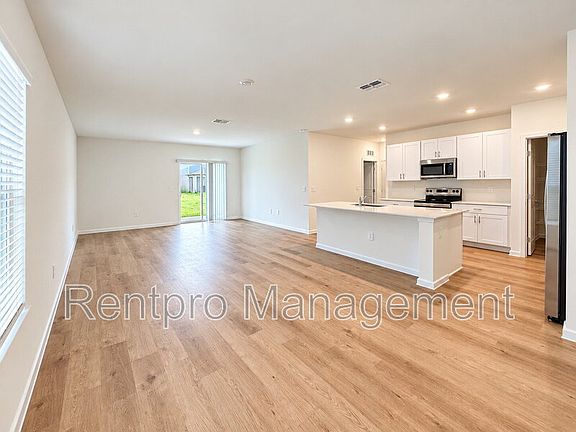2nd image of 7337 Rainbow Bay Pl