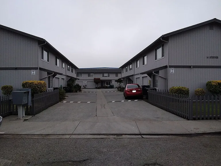 14 Stender Ave #C — Photo 16