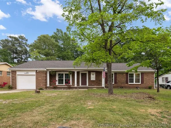 213 Haverhill Dr, Fayetteville, NC 28314