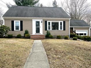 133 Chief Justice Cushing Hwy, Hingham, MA 02043