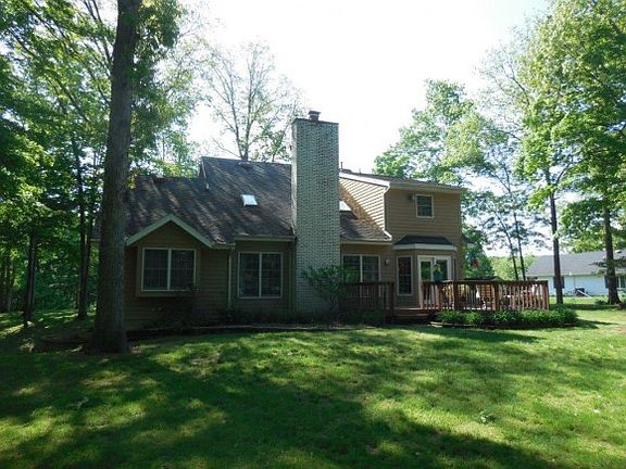 2nd image of 16501 N Briarwood Dr