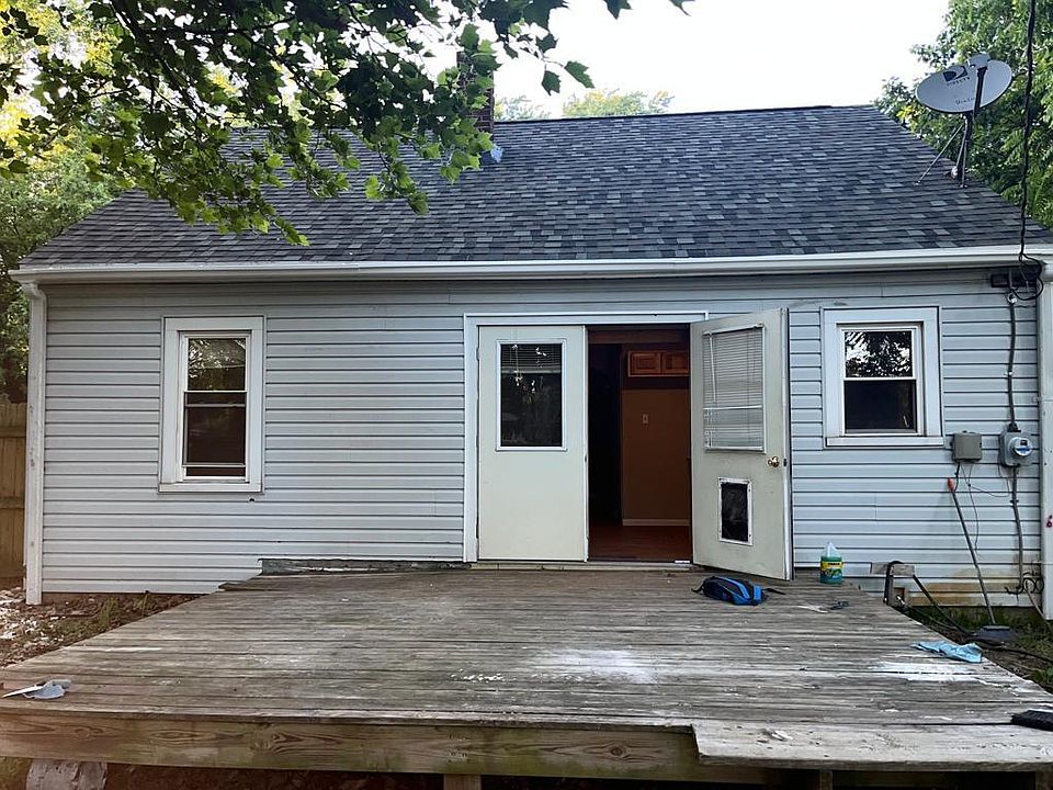 1st image of 2056 Taube Ave