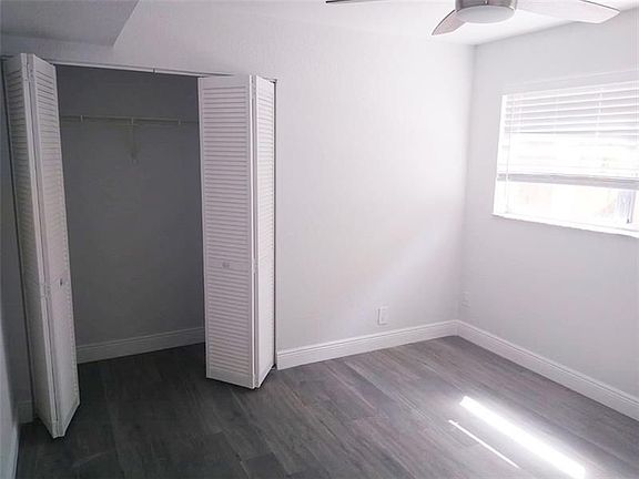 2nd image of 4541 Treehouse Ln #21D