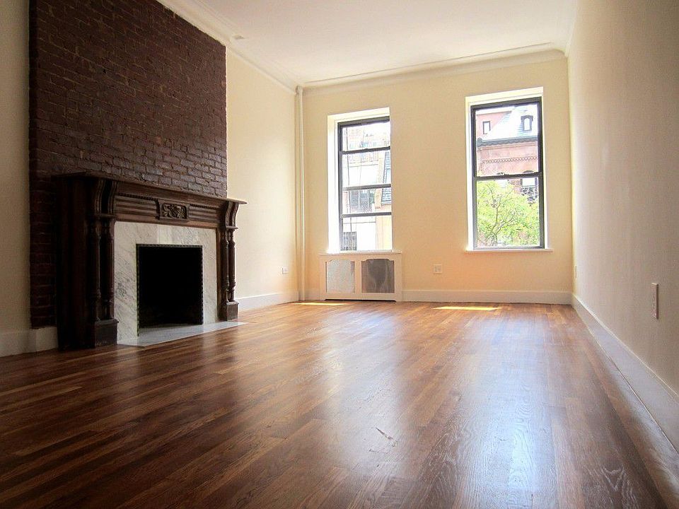 2nd image of 129 W 81st St APT 2