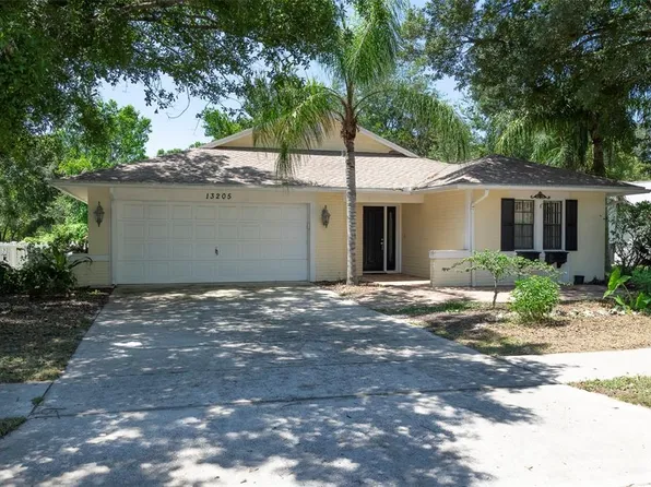 13205 Woodward Dr, Hudson, FL 34667