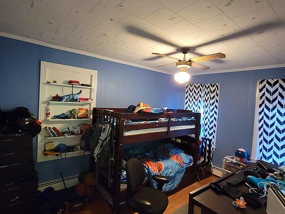 2nd image of 33 Plymouth St Floor 1