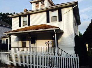 14 Rose St, Norwich, CT 06360