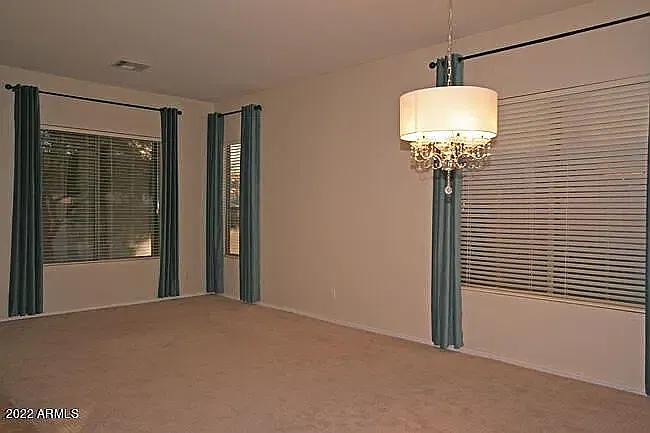 3 bed, 2121 sqft, $3,499 — Photo 2