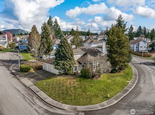 1704 Field Pl NE, Renton, WA 98059