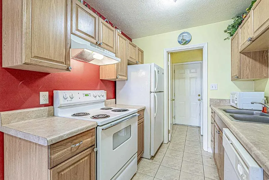 Building Photo - 209 Cedar St #A7
