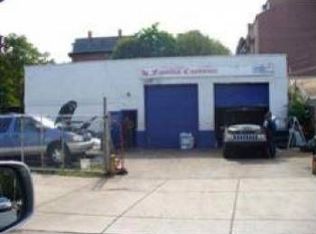 22 Centre St, Roxbury, MA 02119