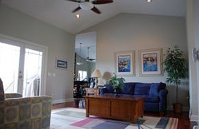4th image of 315 Charlie Ave