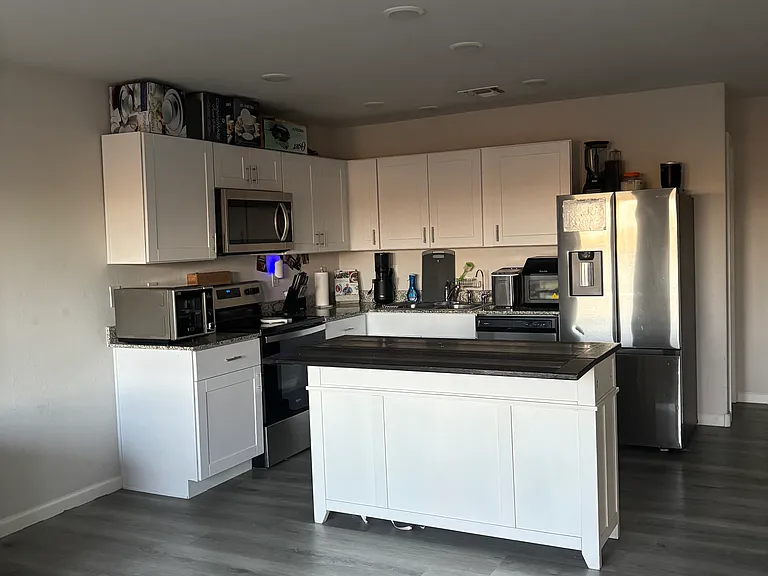 470 Reizen Dr — Photo 7